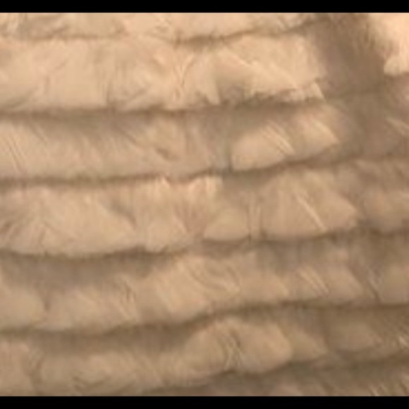 NWT Designer Women’s Club Monoco White Feather Ruffle Skirt Original $119 - Picture 2 of 16
